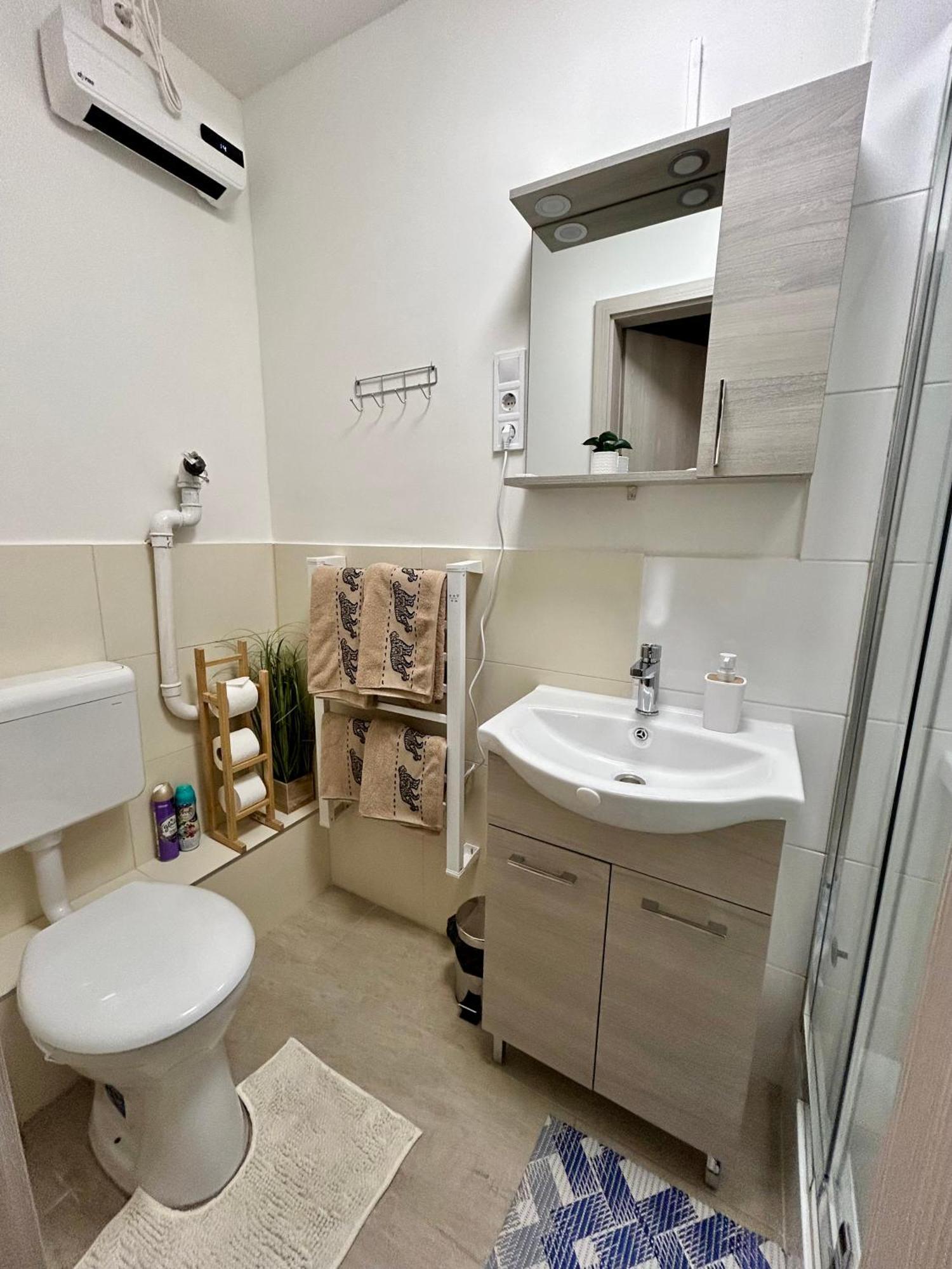 Crystalhome Apartment Budapest